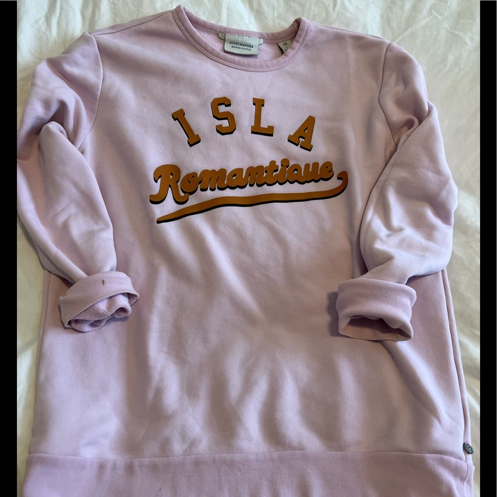 Oversized sweatshirt